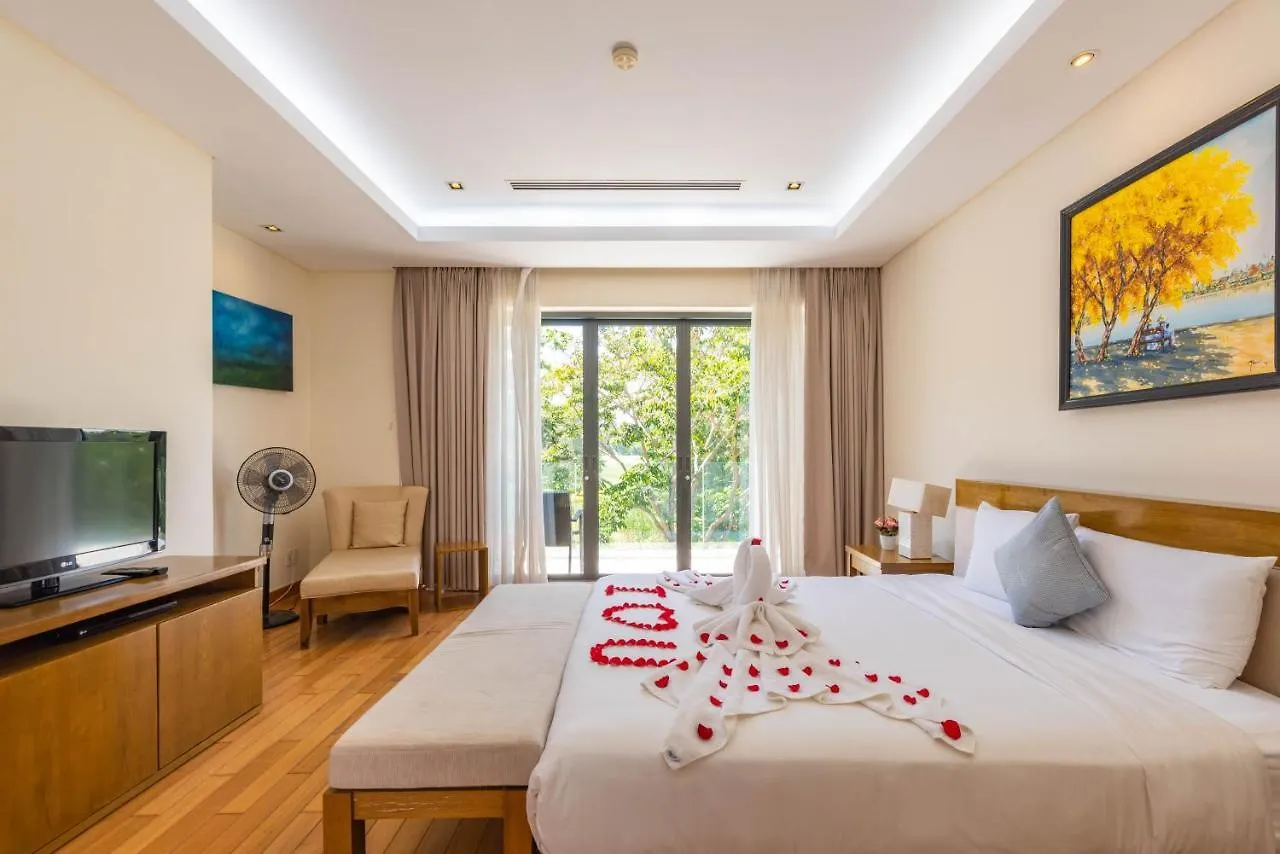 Luxury Ocean Villa 3 Bedrooms Close To The Beach Da Nang